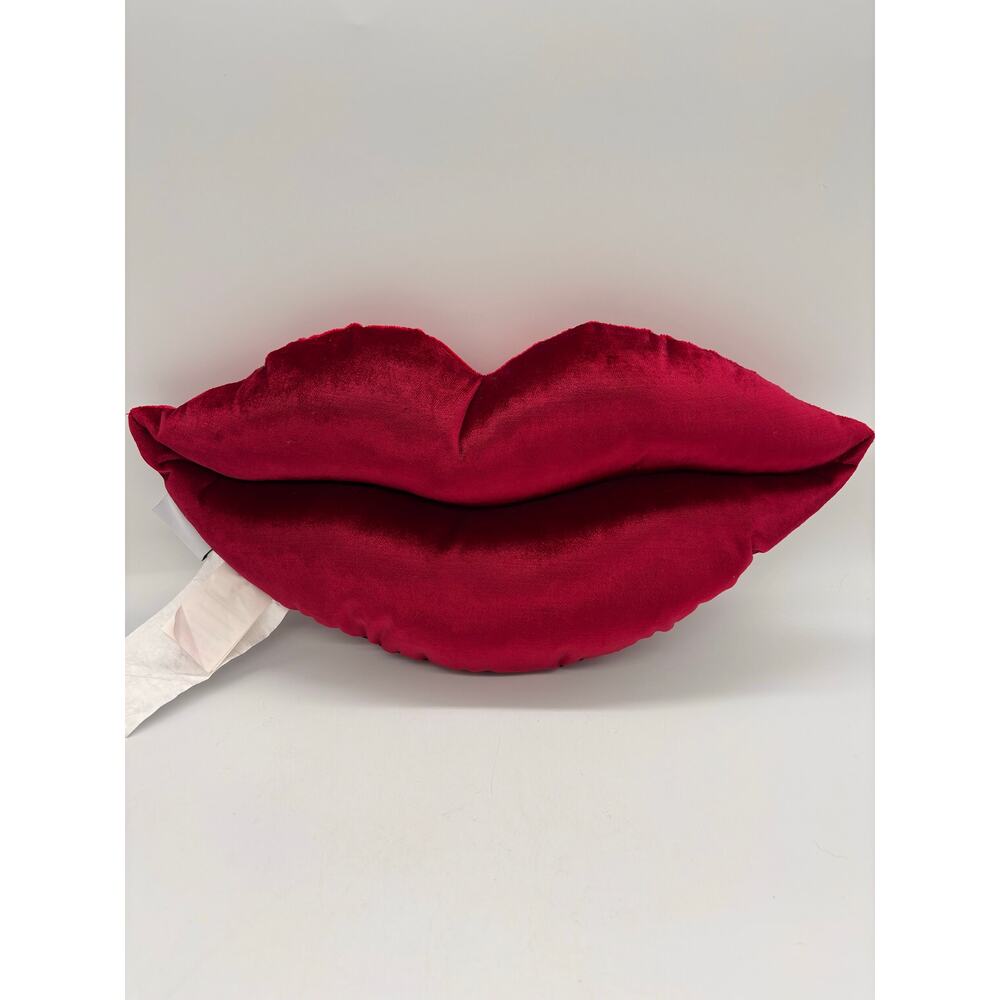 Cupcakes and Cashmere velvet lips decorative pillow perfect for Valentine’s Day
